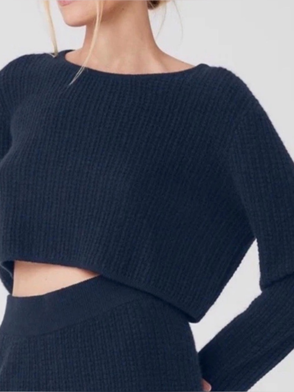 Alo Cashmere Plush Waffle Cropped Long Sleeve - Navy, S NWT